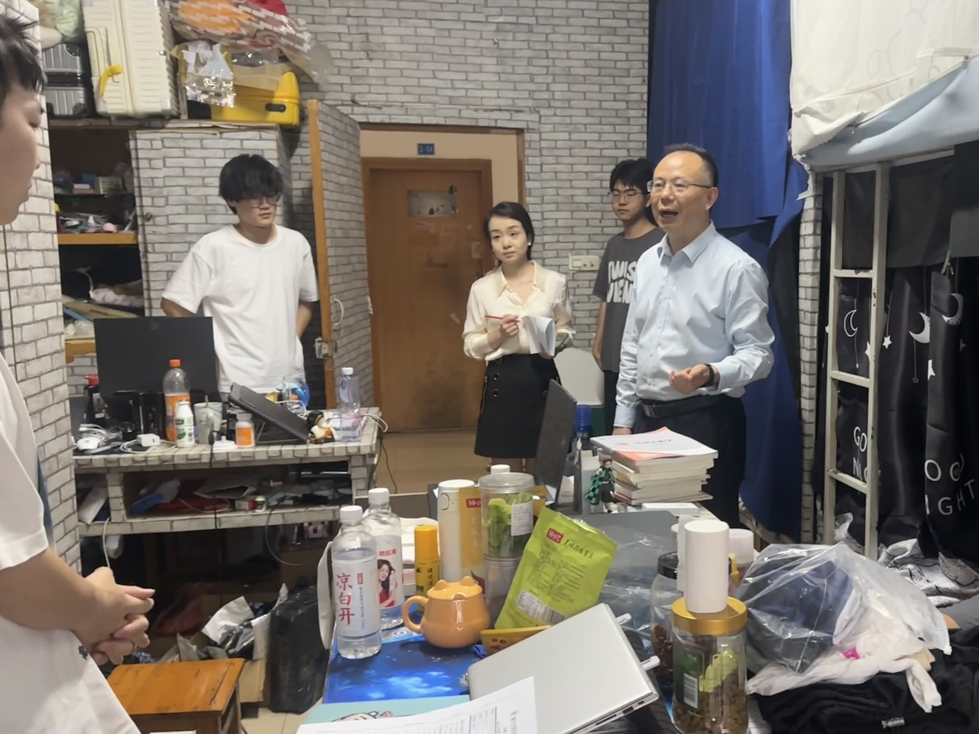 YmQG_1748600782681031584.jpg YmQG_1748600782681031584.jpg