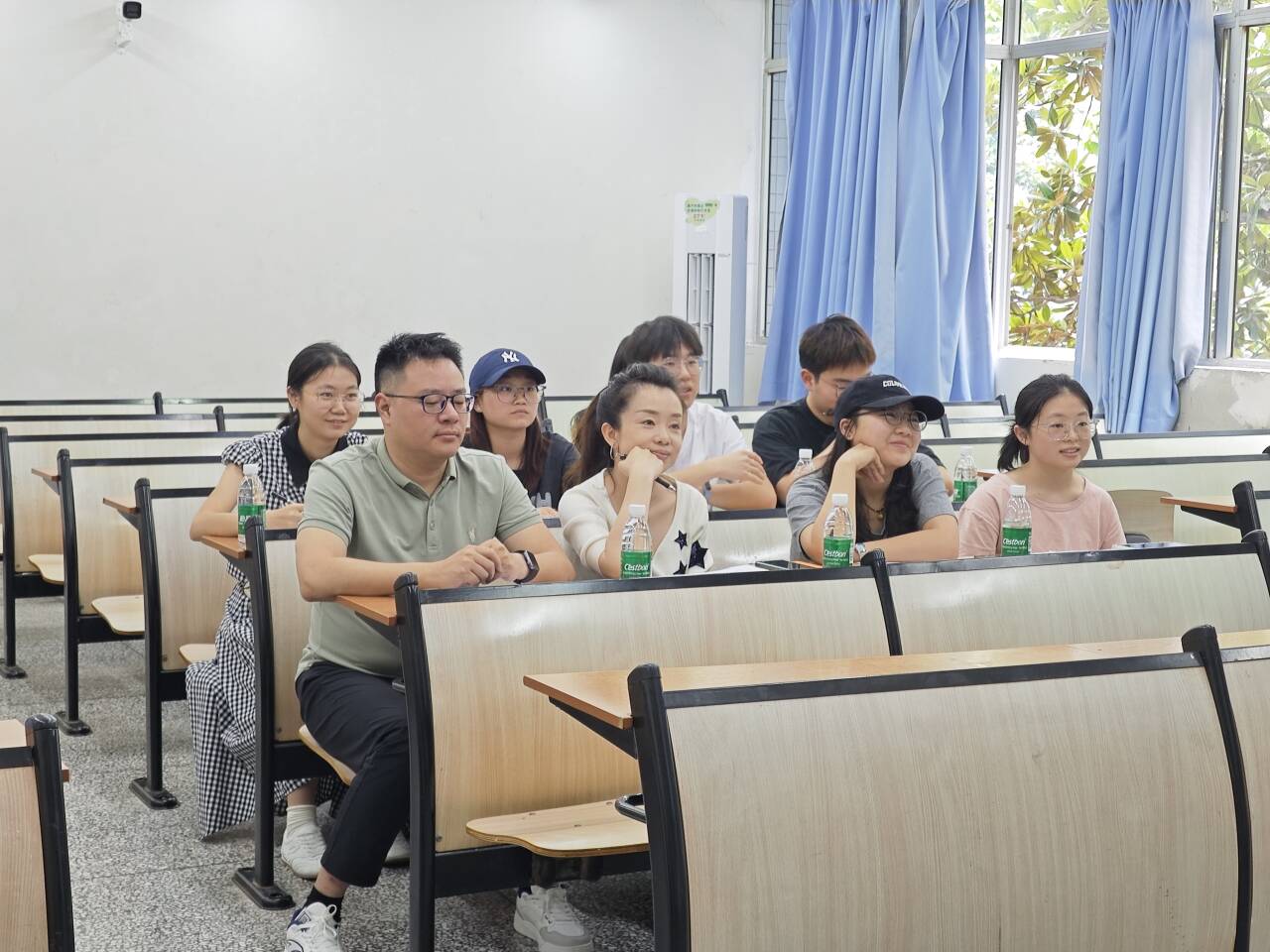 FtlO_1749461145178056103.jpg FtlO_1749461145178056103.jpg