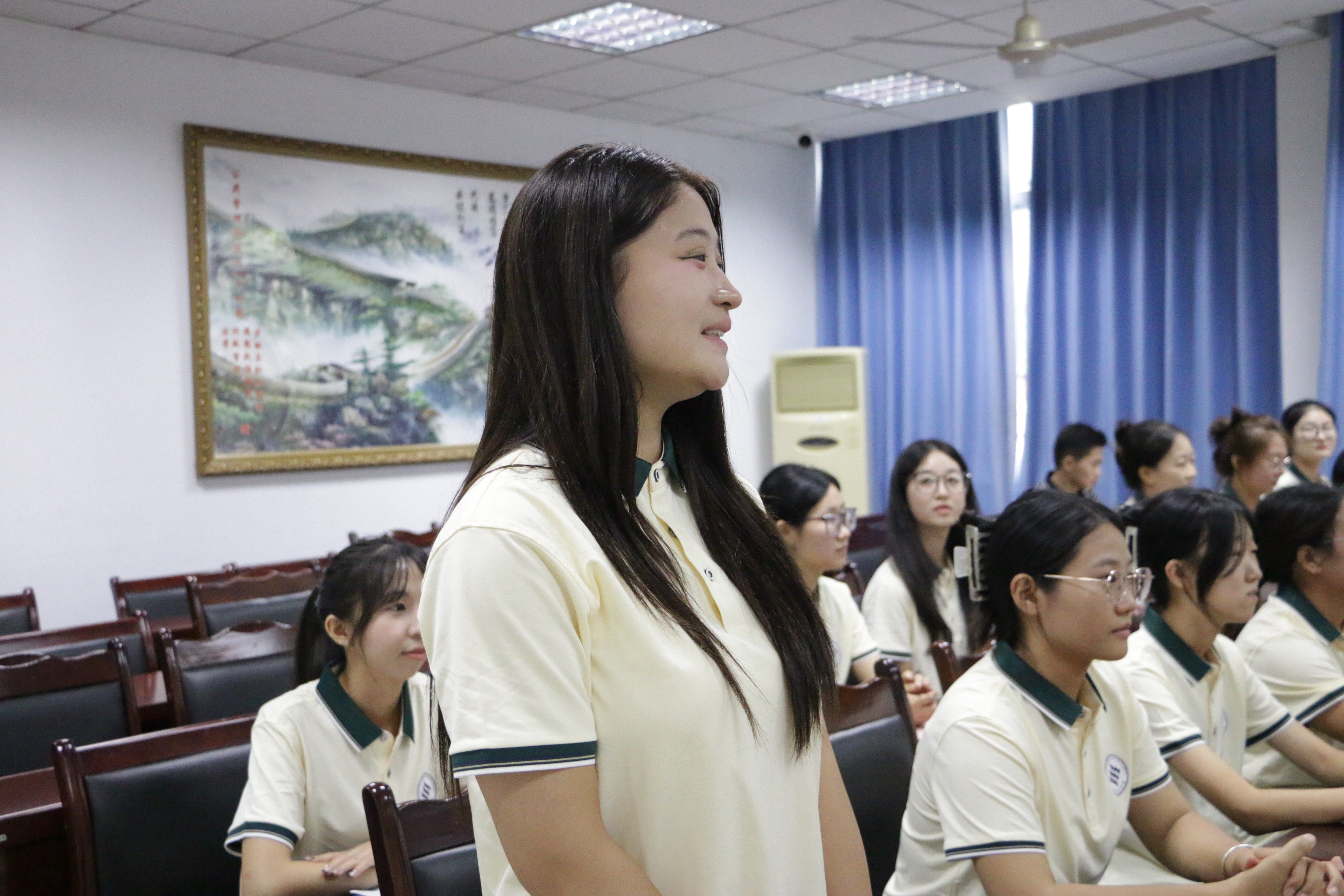 VzBS_1758417918519066826.jpg VzBS_1758417918519066826.jpg